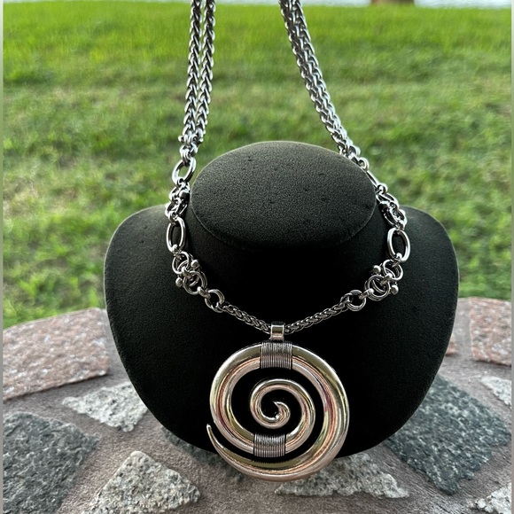 Handmade maille links stainless steel wheat chain necklace with spiral charm - Picture 2 of 16